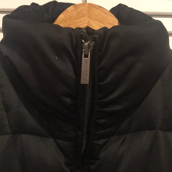Down Jacket w/ hood. Calvin Klein black beauty! - Picture 3 of 5